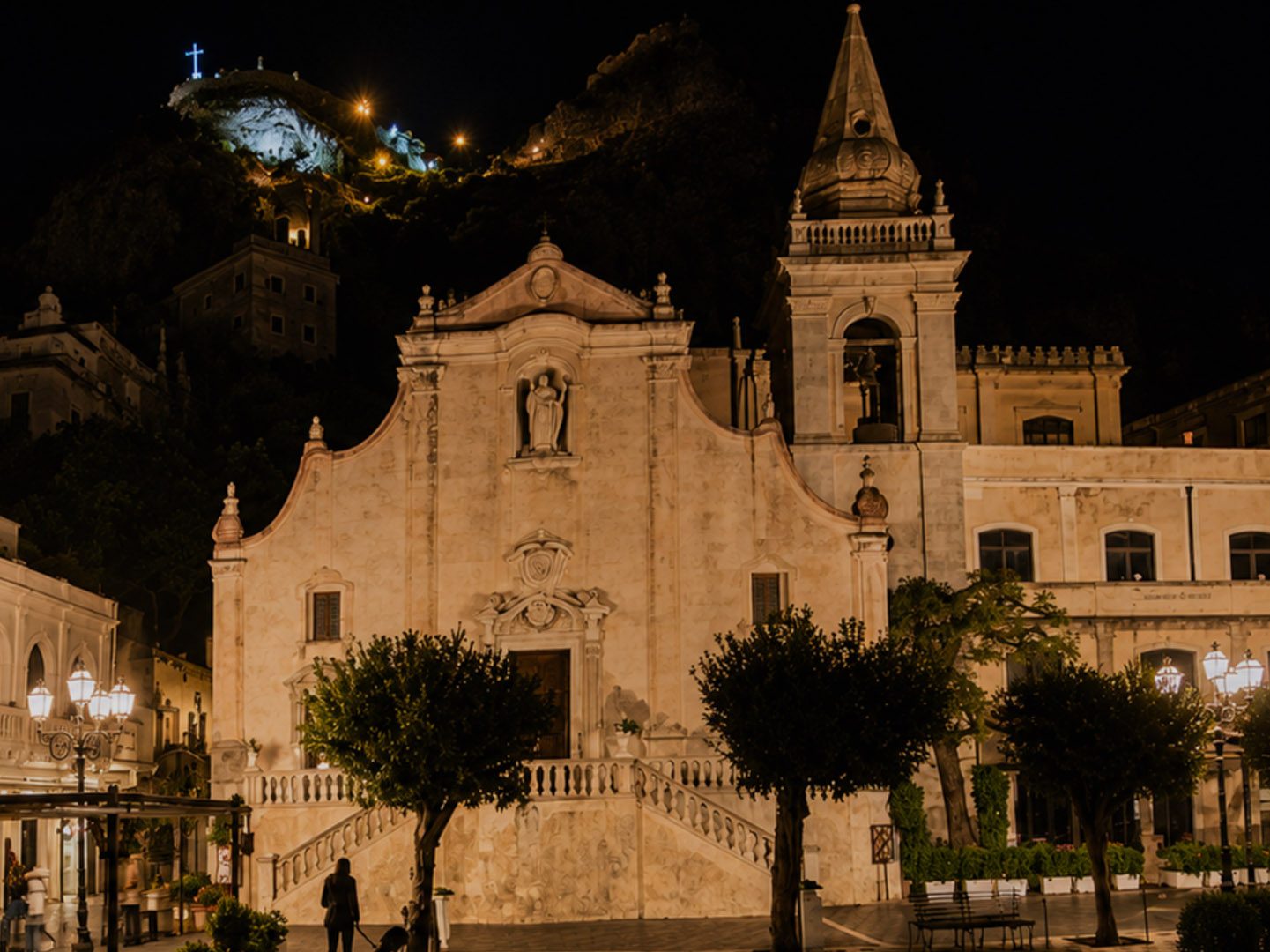 La perla dello Ionio e il suo Teatro Greco