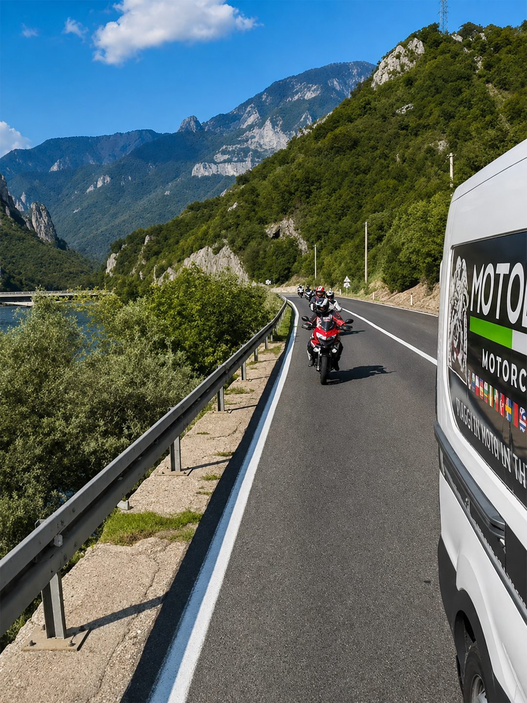 Viaggio in moto Motoexplora