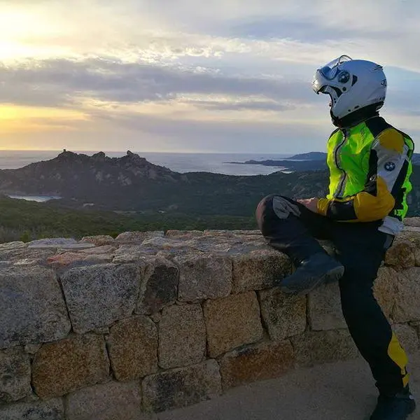corsica button resize