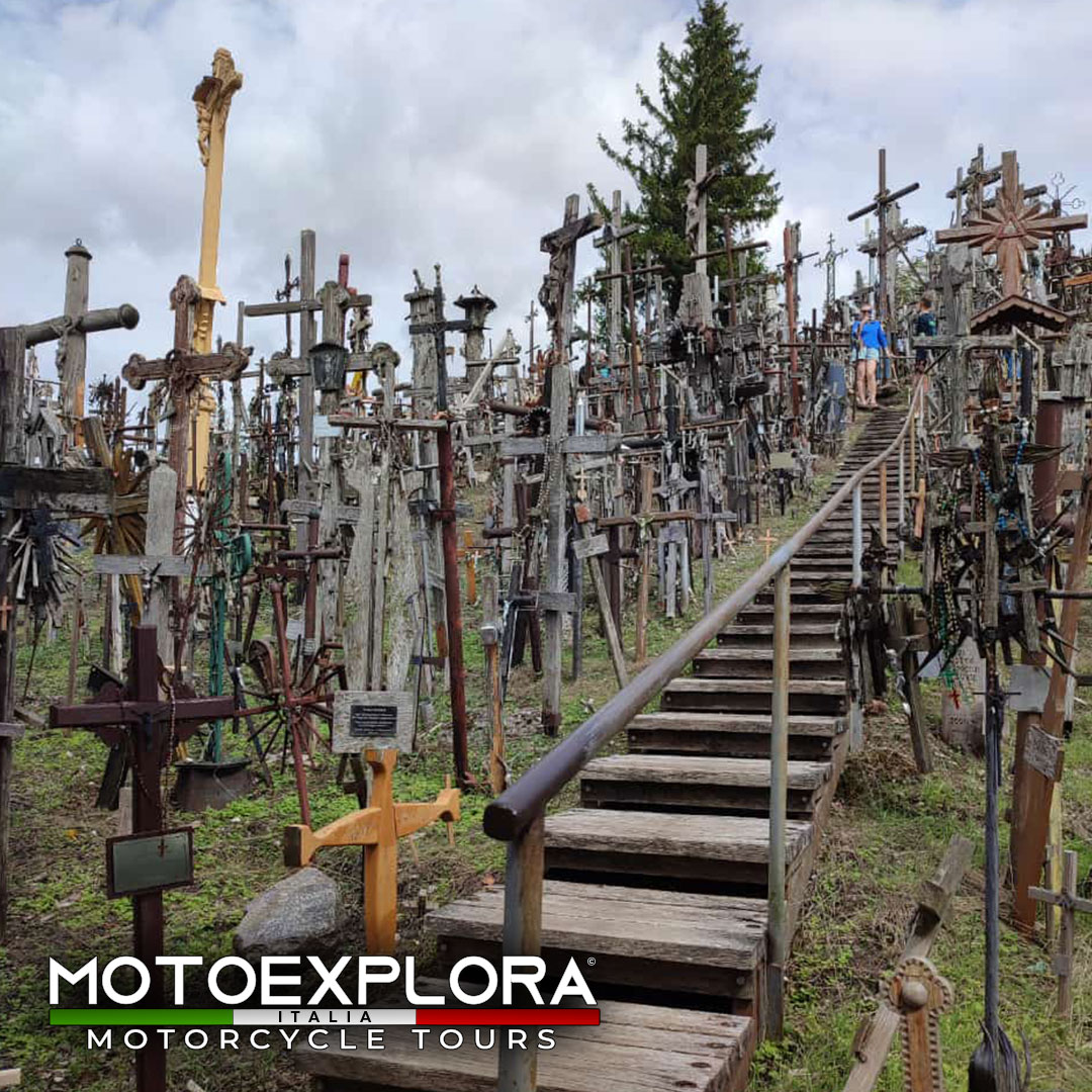 al momento stai visualizzando lituania: la collina delle croci