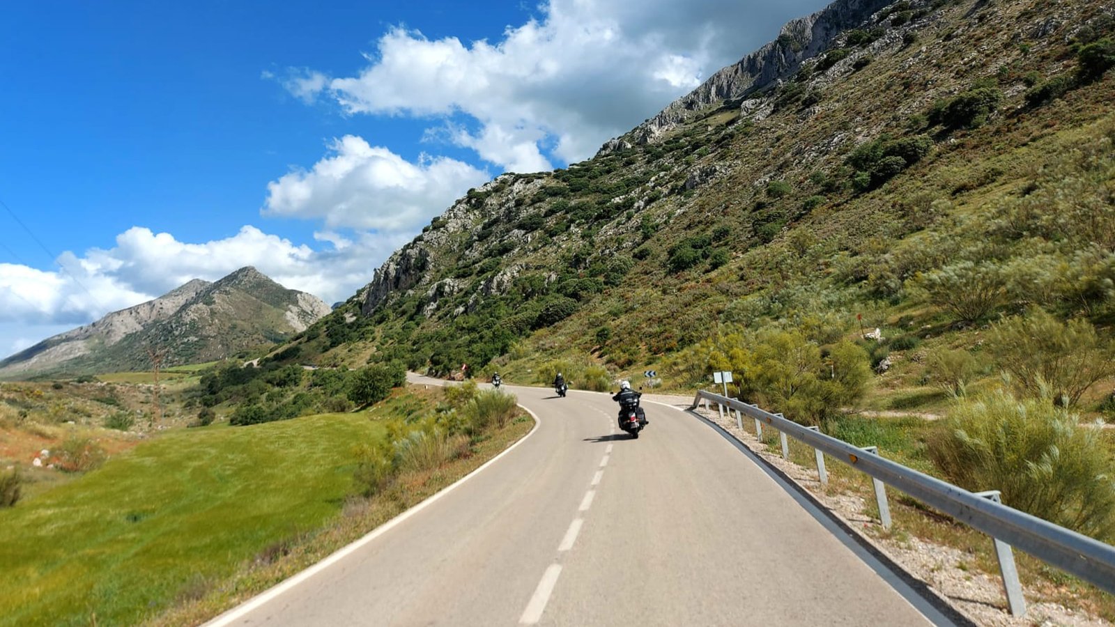 Motoexplora - Viaggi in moto